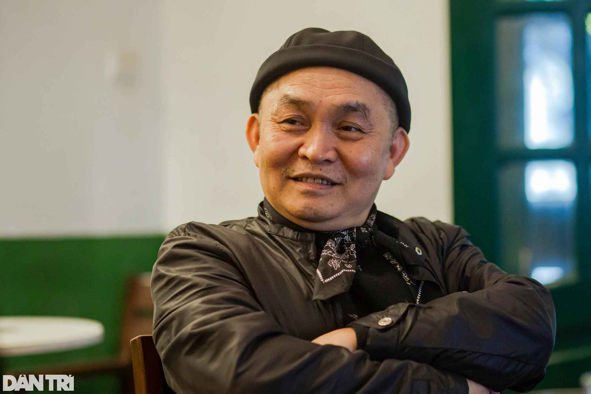 “Vua hai” Xuan Hinh thoi lam ong bau khet tieng va noi so vo-Hinh-3