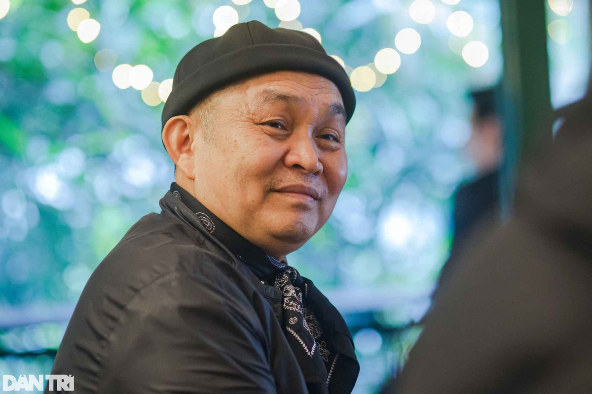 “Vua hai” Xuan Hinh thoi lam ong bau khet tieng va noi so vo-Hinh-7