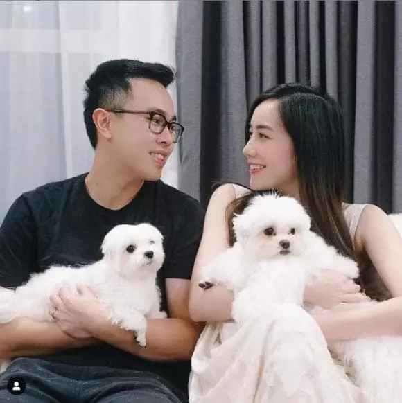 Mie Nguyễn và Dũng Anh quen nhau khi còn du học tại Boston, Mỹ.