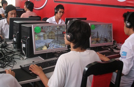 Sau khi thông tin game Đột kích đóng cửa, nhiều dân mạng đã bày tỏ sự tiếc nuối khi một bầu trời thanh xuân giờ chỉ còn là kỉ niệm.