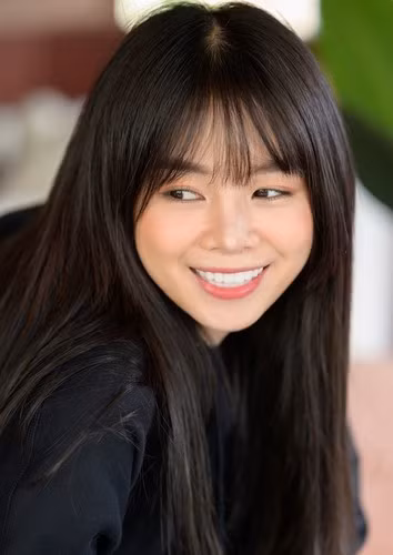 Thậm chí, trong những ngày đầu năm mới, DJ Mie còn vướng nghi vấn bầu bì vì mặc đồ rộng. Tuy nhiên, cô đã lên tiếng phủ nhận.