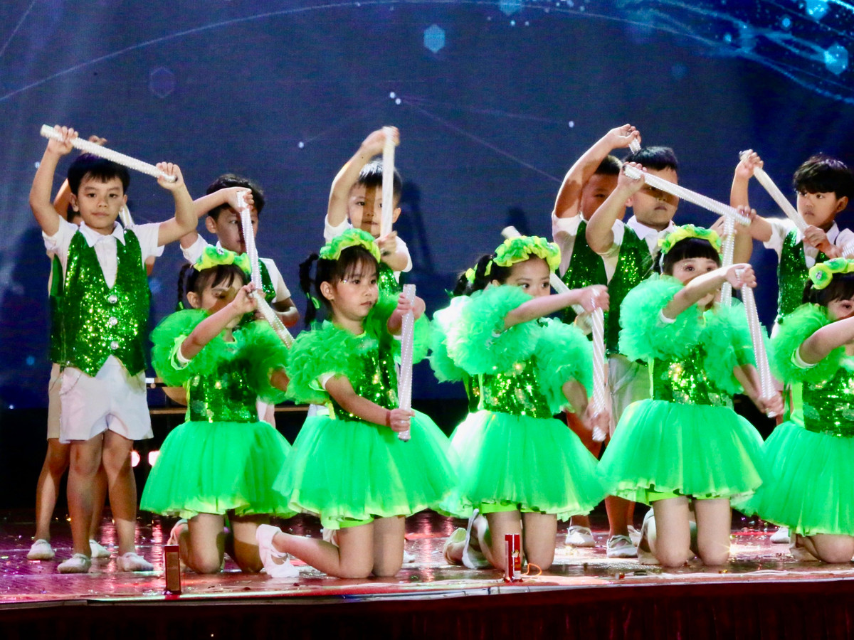 Hoi dien Van nghe lan thu 31 hoanh trang cua truong Marie Curie-Hinh-2