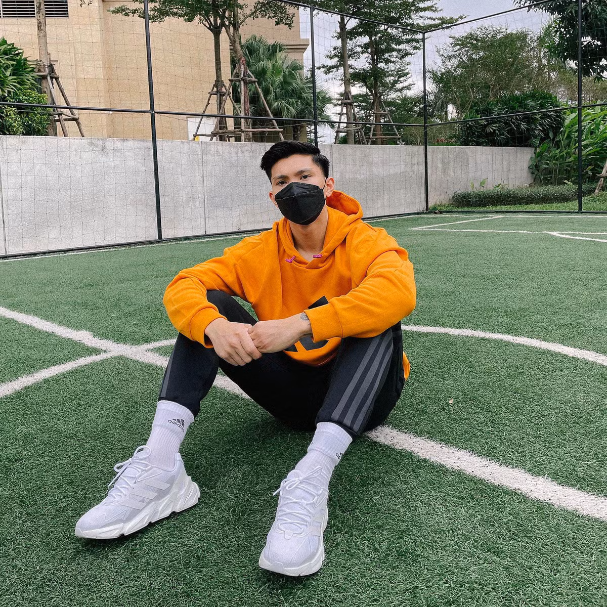 Mới đây, Văn Hậu và Hải My cùng nhau xuất hiện tại đám cưới của cầu thủ Nguyễn Thành Chung. Họ cũng chẳng cần "giữ kẽ" nữa.