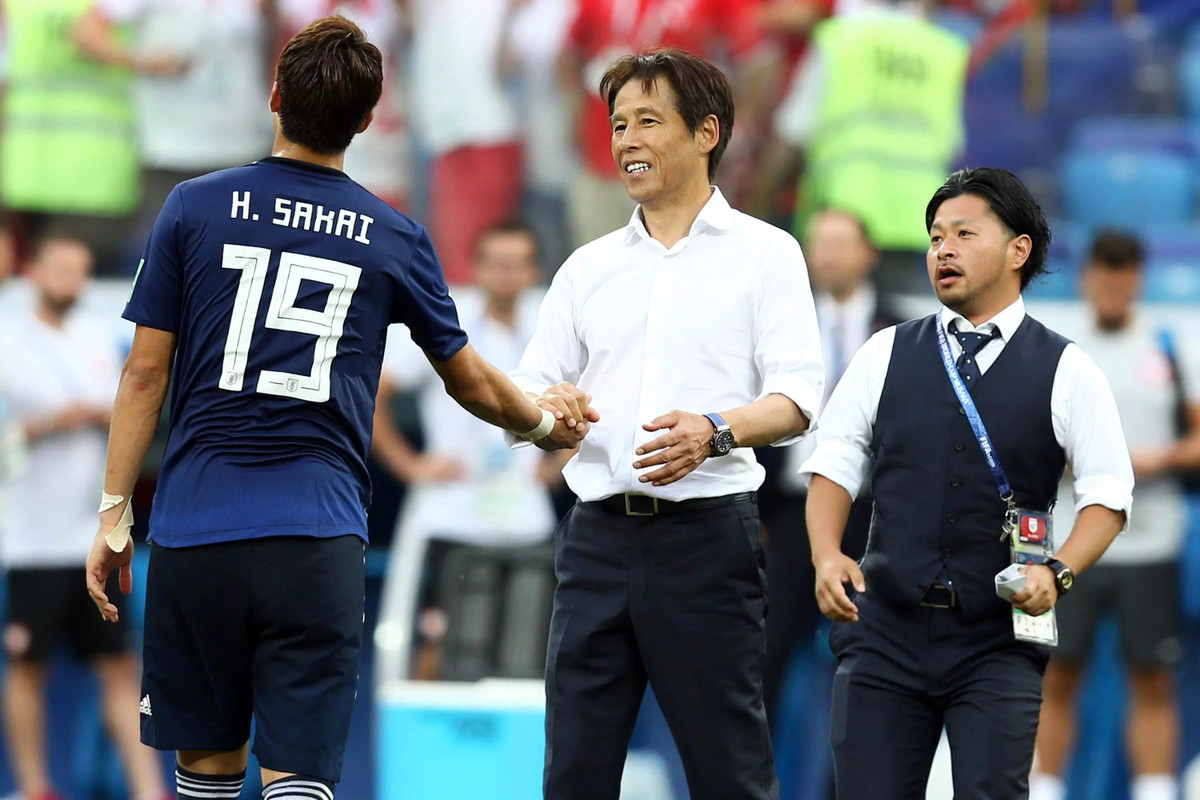 Sau World Cup 2018 trên đất Nga, HLV Nishino Akira bất ngờ nhận lời LĐBĐ Thái Lan (FAT).