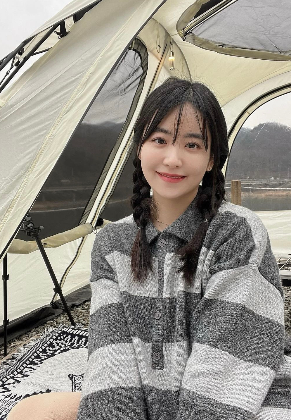 Sintto dành những lời tốt đẹp khi review về chuyến du lịch Việt Nam. Cô liên tục đăng nhiều video và bài post về chuyến du lịch đáng nhớ này.