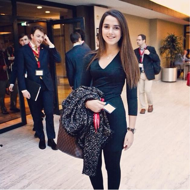 Do Nikkita khá ít cập nhật trang cá nhân nên người ta không biết cô nàng hiện tại đã có bạn trai mới hay chưa. Tuy nhiên, dù có hay không thì việc sở hữu nhan sắc ngày càng lên hương của cô nàng cũng đủ để ngưỡng mộ.