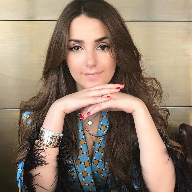 Theo tìm hiểu, Nikkita là bạn thân của Tiên Nguyễn. Chính vì vậy, dân tình đồn đoán đây có thể chính là lý do cô và chàng thiếu gia quen biết, sau đó là tiến tới hẹn hò.