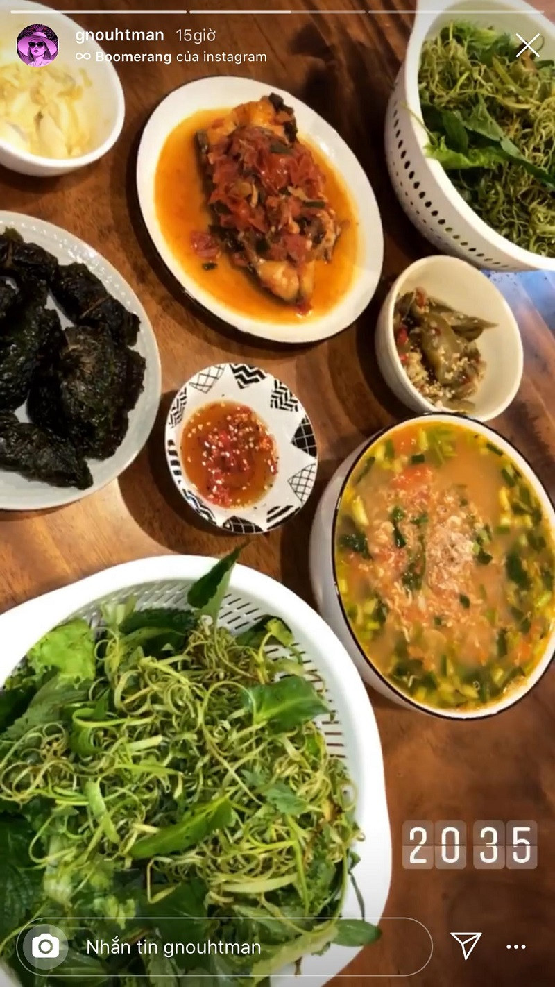 Hot Mom - Nam Thương kỳ công làm món chả lá lốt để chiêu đãi ông xã Ba Duy.