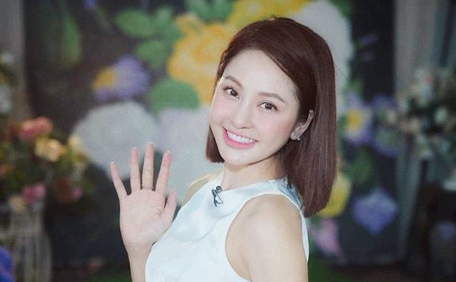 Diện dáng tóc dài, Trâm Anh vốn có thể che đi những nhược điểm ở khuôn mặt tròn, hoàn thiện vẻ ngoài rạng ngời, xinh đẹp hơn.