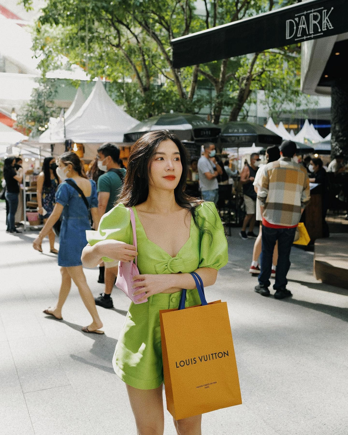 Chù Disturbia không ngại đăng tải lại hình ảnh mình trước khi giảm cân để làm động lực cho mọi người.