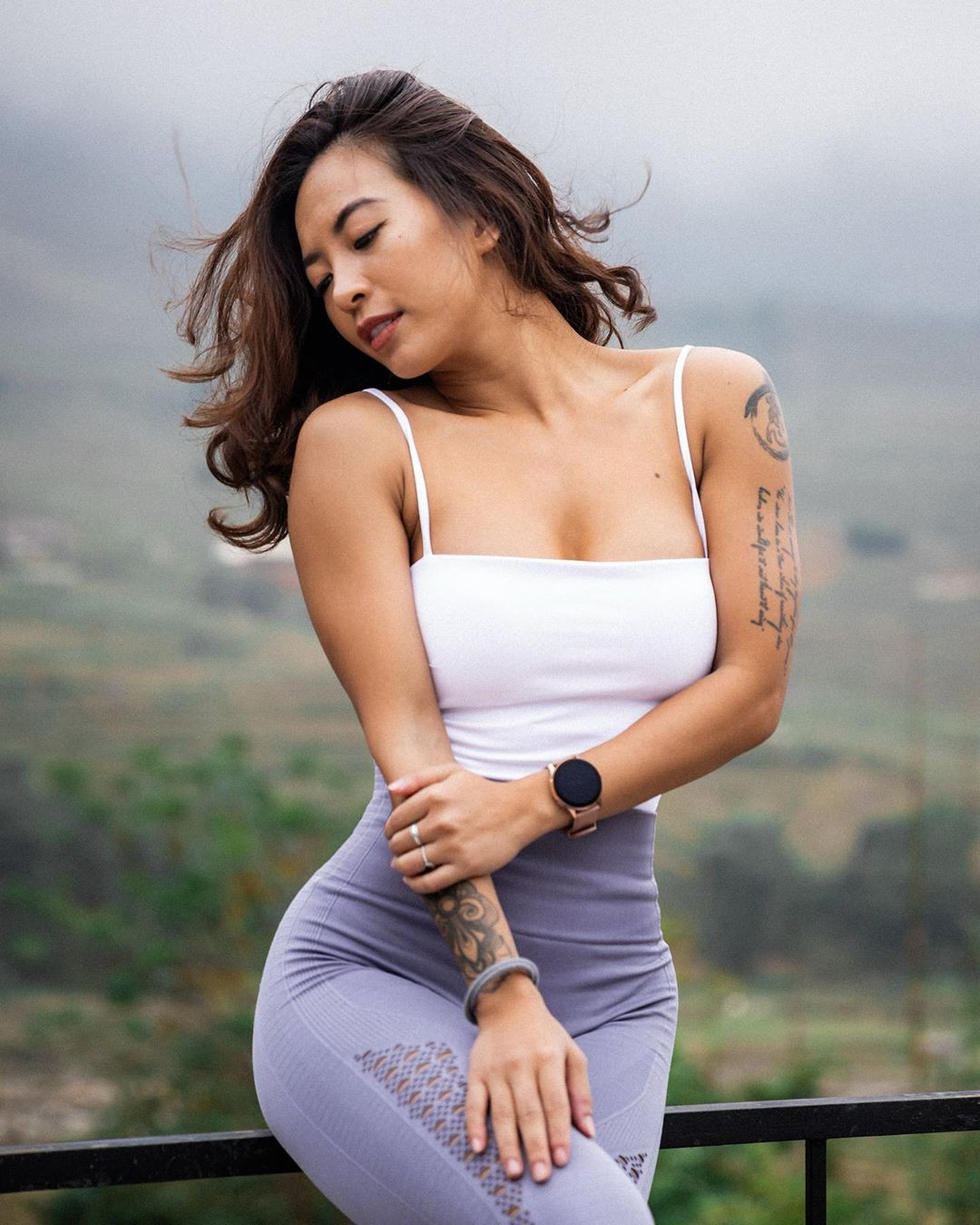 Ngoài thời gian làm việc, Giang Anh cũng "tự thưởng" cho bản thân những chuyến du lịch nghỉ dưỡng cùng gia đình