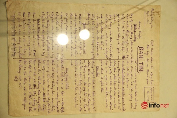 Bản tin đầu tiên.