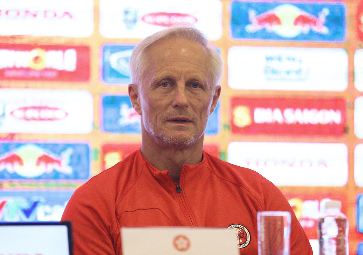 HLV Hong Kong an tuong voi cau thu nao cua doi tuyen Viet Nam?