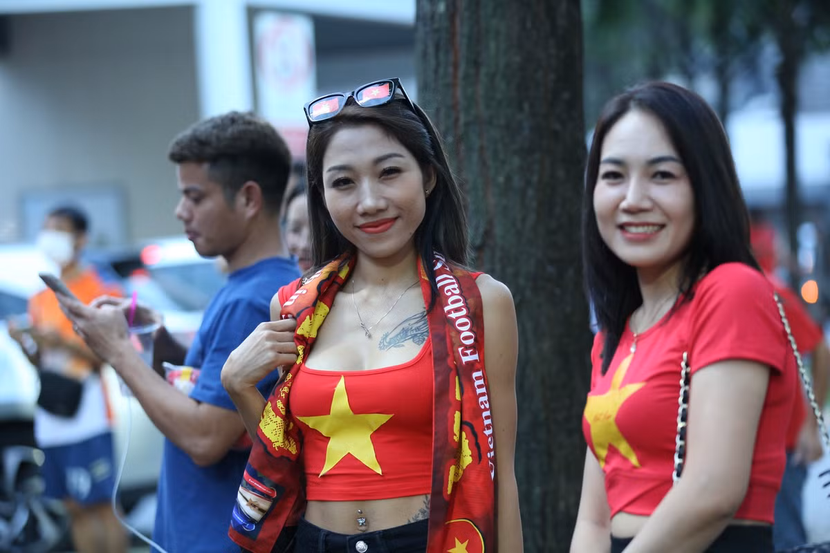 Viet Nam 0-0 Singapore: Van chua nga ngu-Hinh-3