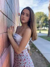 Tuy nhiên, Mariana Donado Yepes hạn chế ăn đồ chiên rán dầu mỡ và đồ chứa nhiều đường, các loại nước ngọt có ga, vừa giữ sức khỏe, vừa tốt cho làn da.