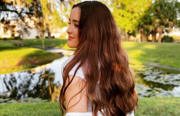 Lớp da nâu mịn màng, căng bóng của Mariana Donado Yepes khiến nhiều người xuýt xoa.