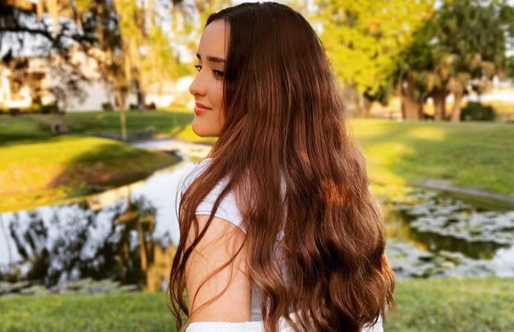 Lớp da nâu mịn màng, căng bóng của Mariana Donado Yepes khiến nhiều người xuýt xoa.