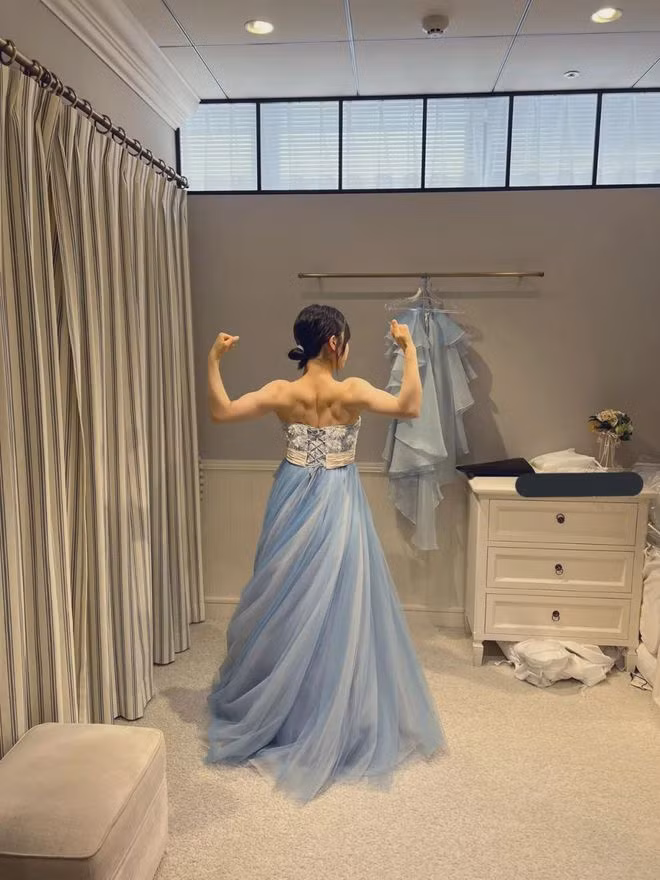 Số khác phản ứng lại với nhận xét trên cho rằng không nên mang nặng định kiến khi nhận xét về phụ nữ có vẻ đẹp khác biệt.