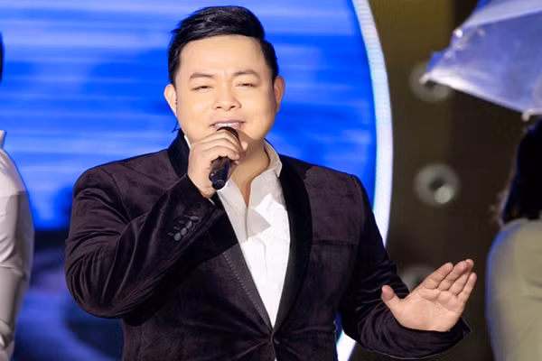 Ca si Quang Le bi to no 4600 USD suot 2 nam khong tra?-Hinh-4