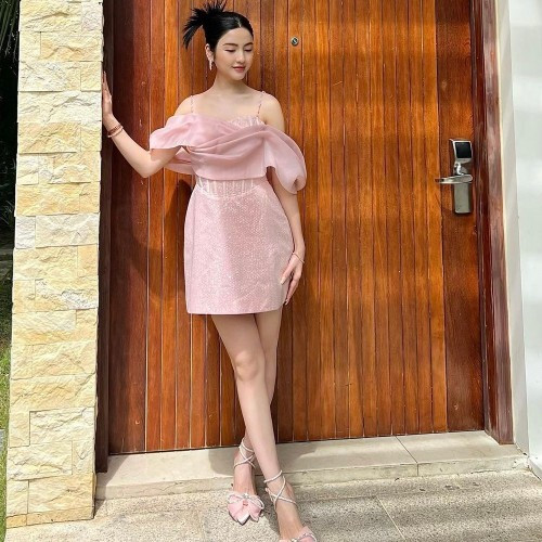 Bên cạnh đó, bạn gái Quang Hải còn được biết đến với tính cách thẳng thắn, nói chuyện lôi cuốn nhưng cũng không ngại đối đầu với antifan.