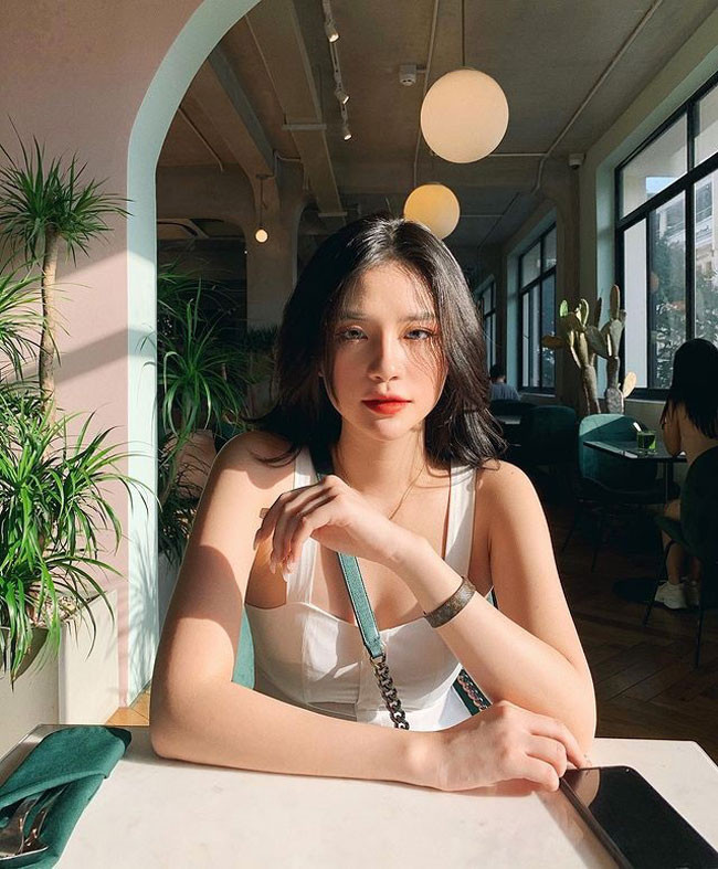 Mai Diz có rất nhiều sự thay đổi về cả ngoại hình lẫn phong cách ăn mặc.