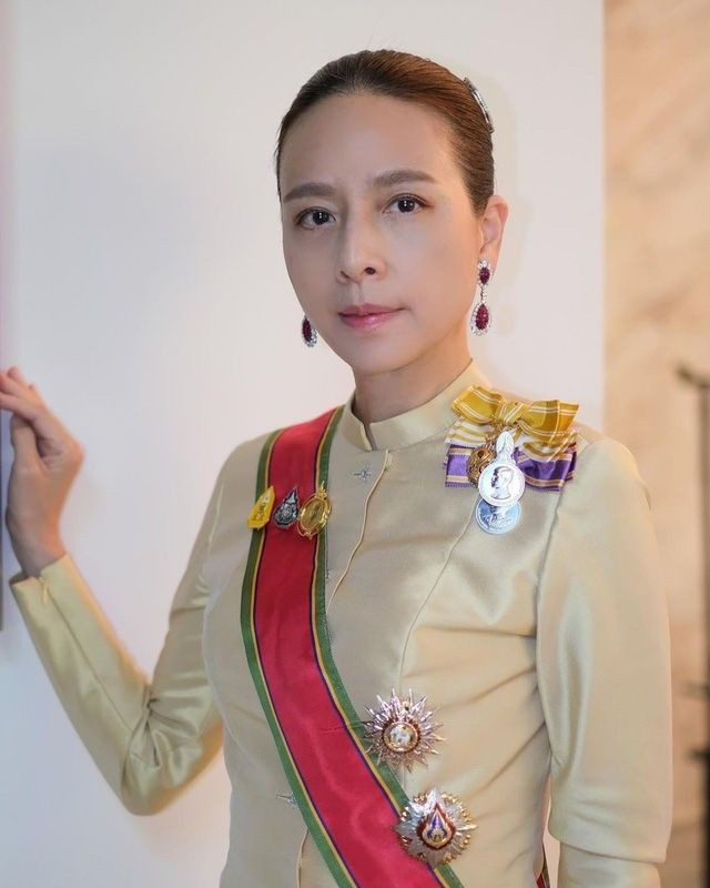 Dù sở hữu trong tay những giá trị tài sản "không phải dạng vừa", thế nhưng Madam Pang vẫn yêu thích sự đơn giản. Đáng chú ý phải nói đến căn biệt thự "phủ xanh" mà bà đang sinh sống.