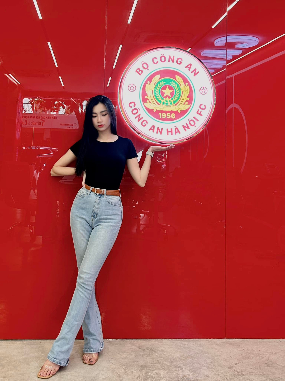 Hương Trà thường xuyên tham gia các công việc cộng đồng, điển hình như hiến máu...