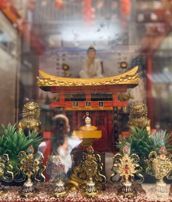 Được biết, chiếc máy xin xăm tự động này đã xuất hiện từ năm 2019 nhưng đến thời gian gần đây bỗng được nhiều người biết đến hơn nhờ những đoạn video được chia sẻ trên mạng xã hội