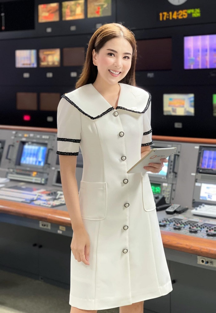 Đặc biệt, mỗi lần xuất hiện, Mai Ngọc đều tỏa sáng với đa dạng phong cách thời trang khác nhau, cả năm đi làm không trùng bộ nào.