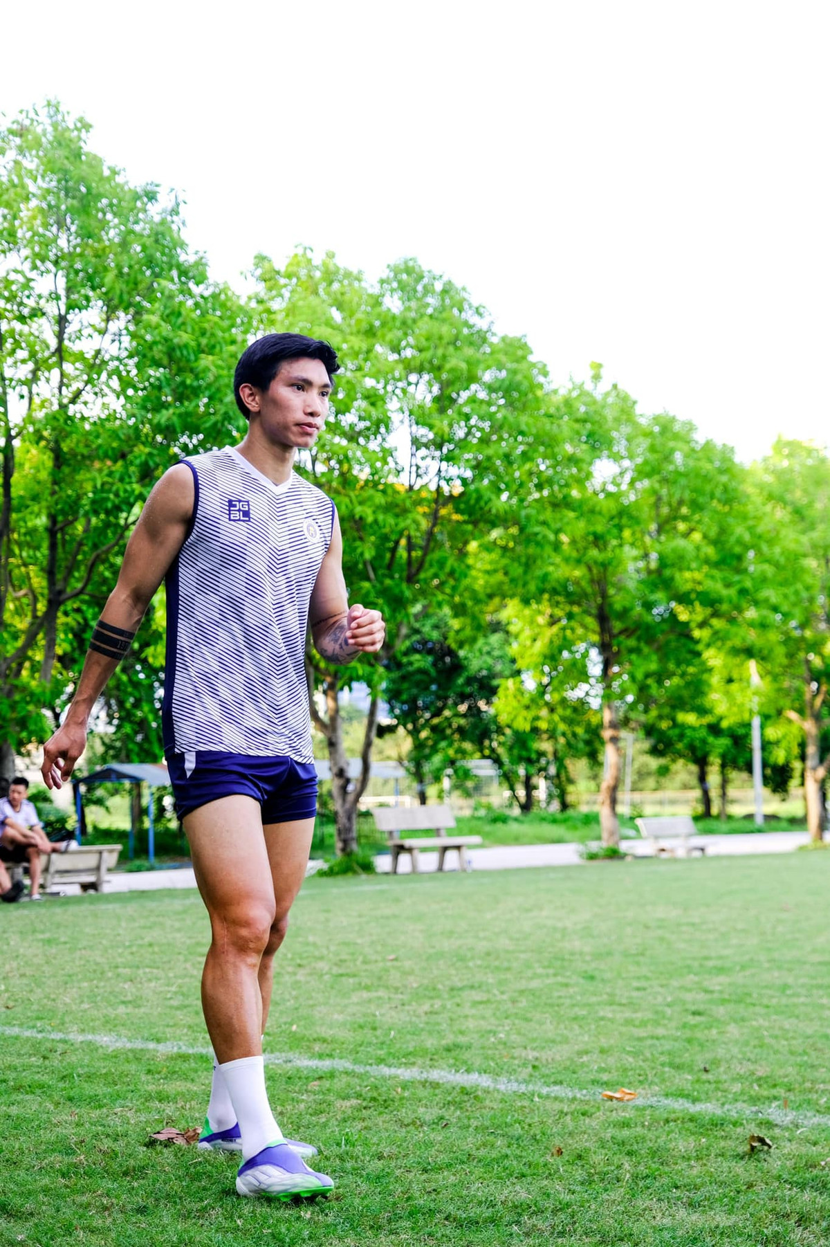 Cầu thủ số 5 chỉ góp mặt ở trận cuối V-League 2020 gặp Quảng Ninh, nhưng sau đó tái phát chấn thương khi chơi cho đội tuyển Việt Nam tại vòng loại thứ 2 World Cup 2022 - khu vực châu Á.
