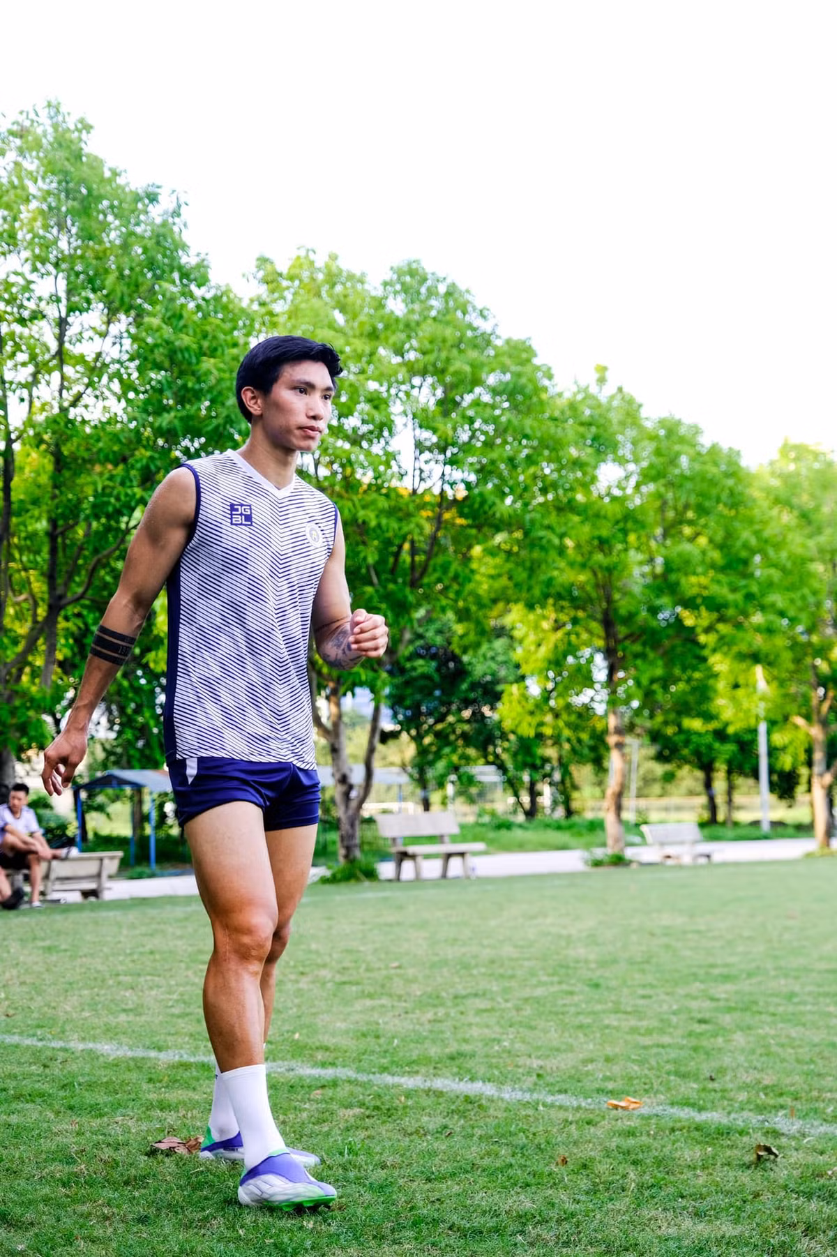 Cầu thủ số 5 chỉ góp mặt ở trận cuối V-League 2020 gặp Quảng Ninh, nhưng sau đó tái phát chấn thương khi chơi cho đội tuyển Việt Nam tại vòng loại thứ 2 World Cup 2022 - khu vực châu Á.