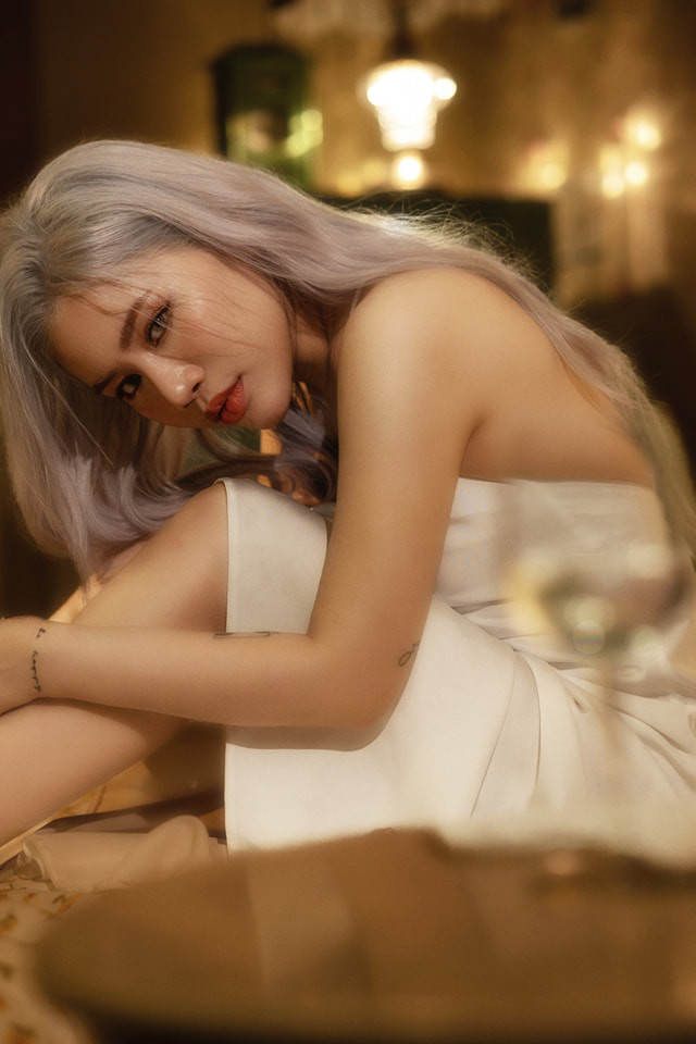 Ban đầu Yến Lê cũng có nhiều khó khăn, hơi buồn vì không thể duy trì sức tập như trước đây. Tuy nhiên cô nàng không nản chí mà kiên trì tập từng chút một đồng thời tìm hiểu kỹ càng để giảm cân khoa học.