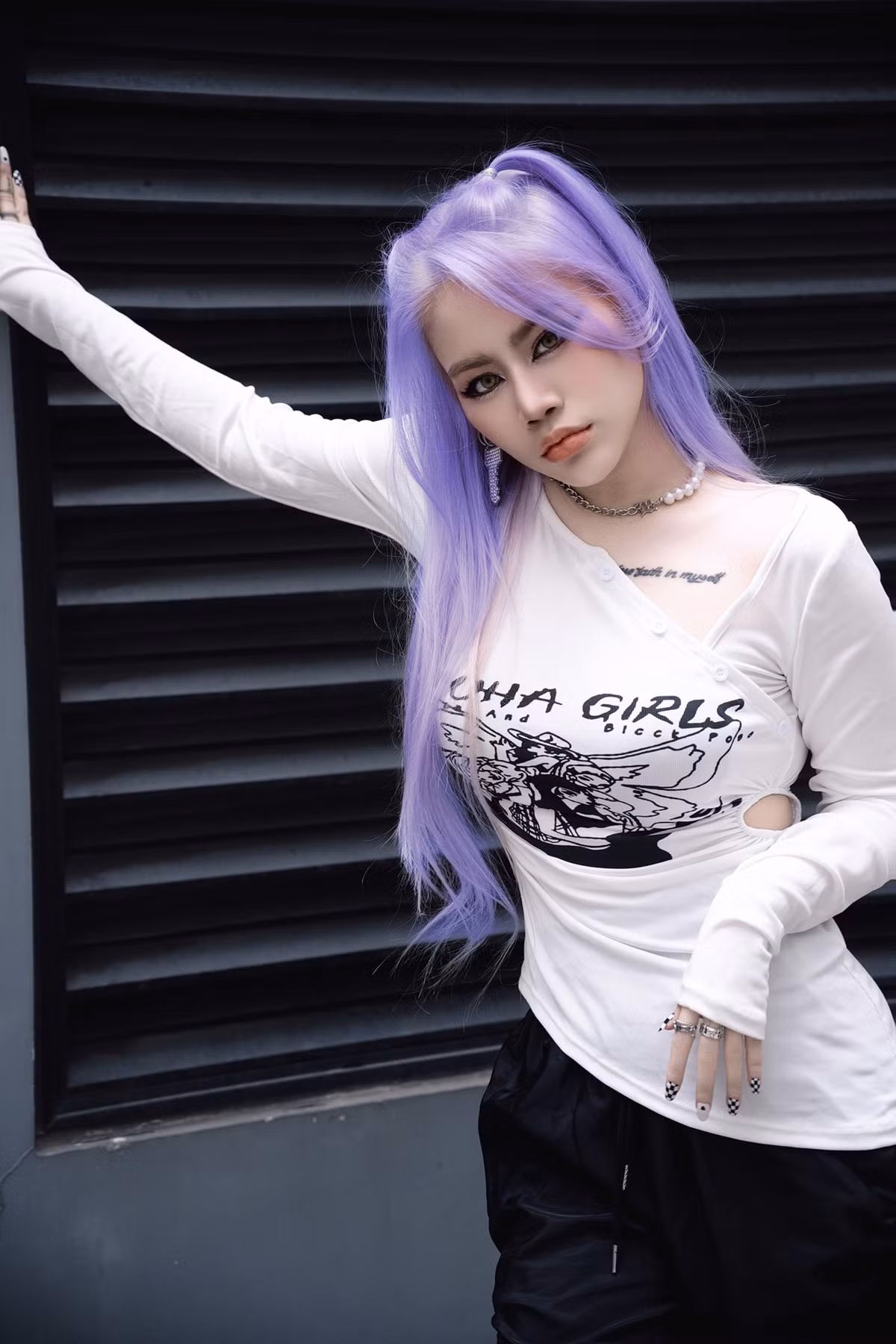 Yến Lê cho biết: "Nếu các bạn một ngày ăn một bữa sau đó tập thể dục hùng hục, tối cũng không ăn gì để giảm cân thì ngày hôm sau, chỉ cần thấy quảng cáo đồ ăn hoặc nghe ai đó nhắc tên đồ ăn là bạn sẽ thèm ăn cả thế giới. Sau đó bạn sẽ không cầm lòng được mà ăn no hoặc ăn nhiều gấp đôi và phản tác dụng…