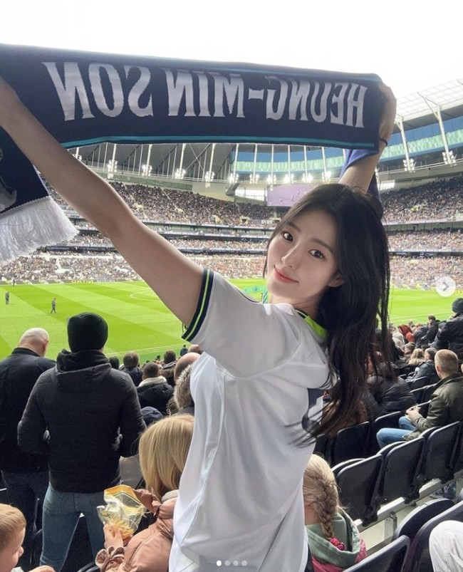 Yang Hyoseung cũng tuân thủ nguyên tắc không ăn tối sau 7 giờ bởi buổi tối, cô vẫn luyện tập hoặc đứng lớp.