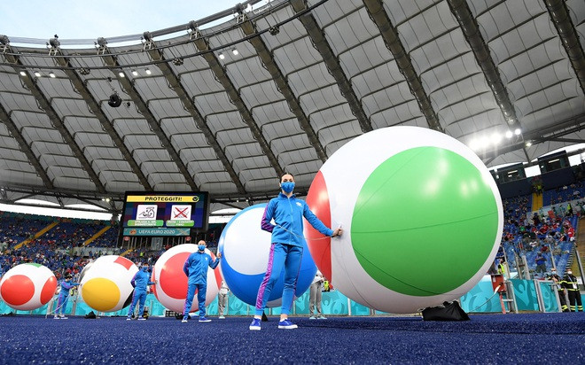 Sau 1 năm bị trì hoãn vì đại dịch COVID-19, EURO 2020 chính thức quay trở lại với NHM bóng đá không chỉ ở "lục địa già" rất nhiều quốc gia trên thế giới trong đó có Việt Nam.