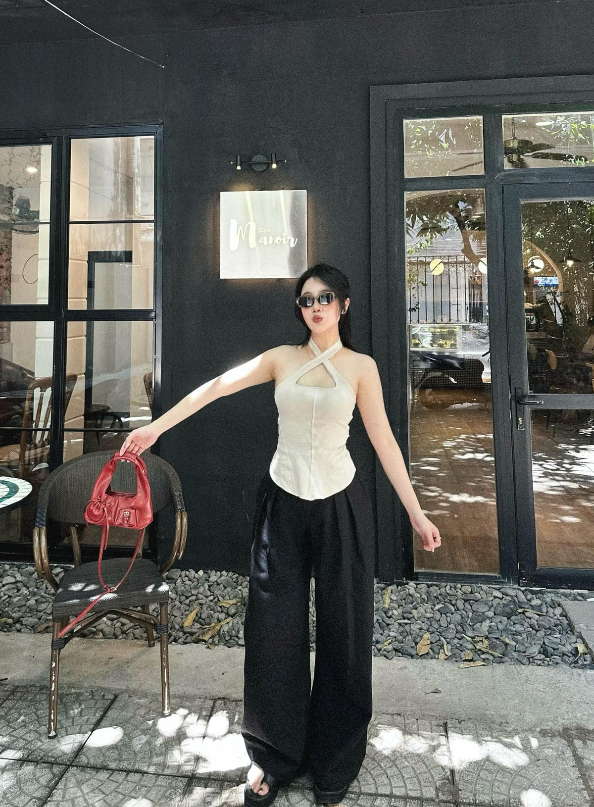 Nàng hot girl Thái Bình ngày càng xinh đẹp, mặn mà, dù vậy vẫn duy trì trạng thái độc thân vui tính, chưa từng công khai bồ mới.