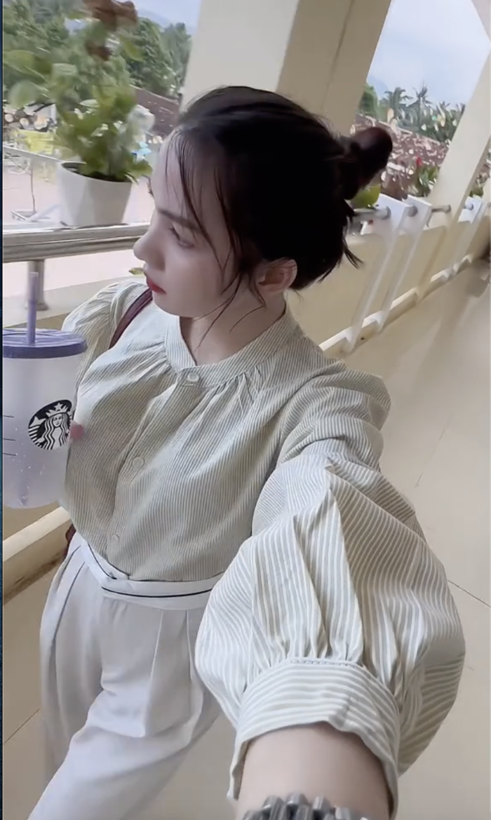 Trong một đoạn clip khác, cô nàng đã chia sẻ dù làm nữ giáo viên lương không cao nhưng Vẹn không thể nào để bản thân mình trở nên lôi thôi, chưa kể việc được ăn mặc cũng là đam mê của cô nàng.