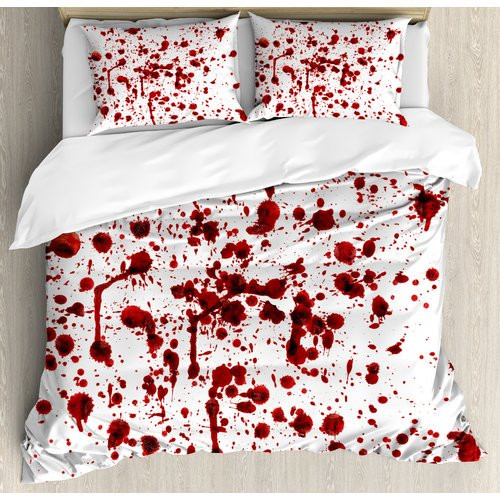 Nhìn tưởng là vết bẩn nhưng ai ngờ đây là những họa tiết được in sẵn trên bộ chăn ga.