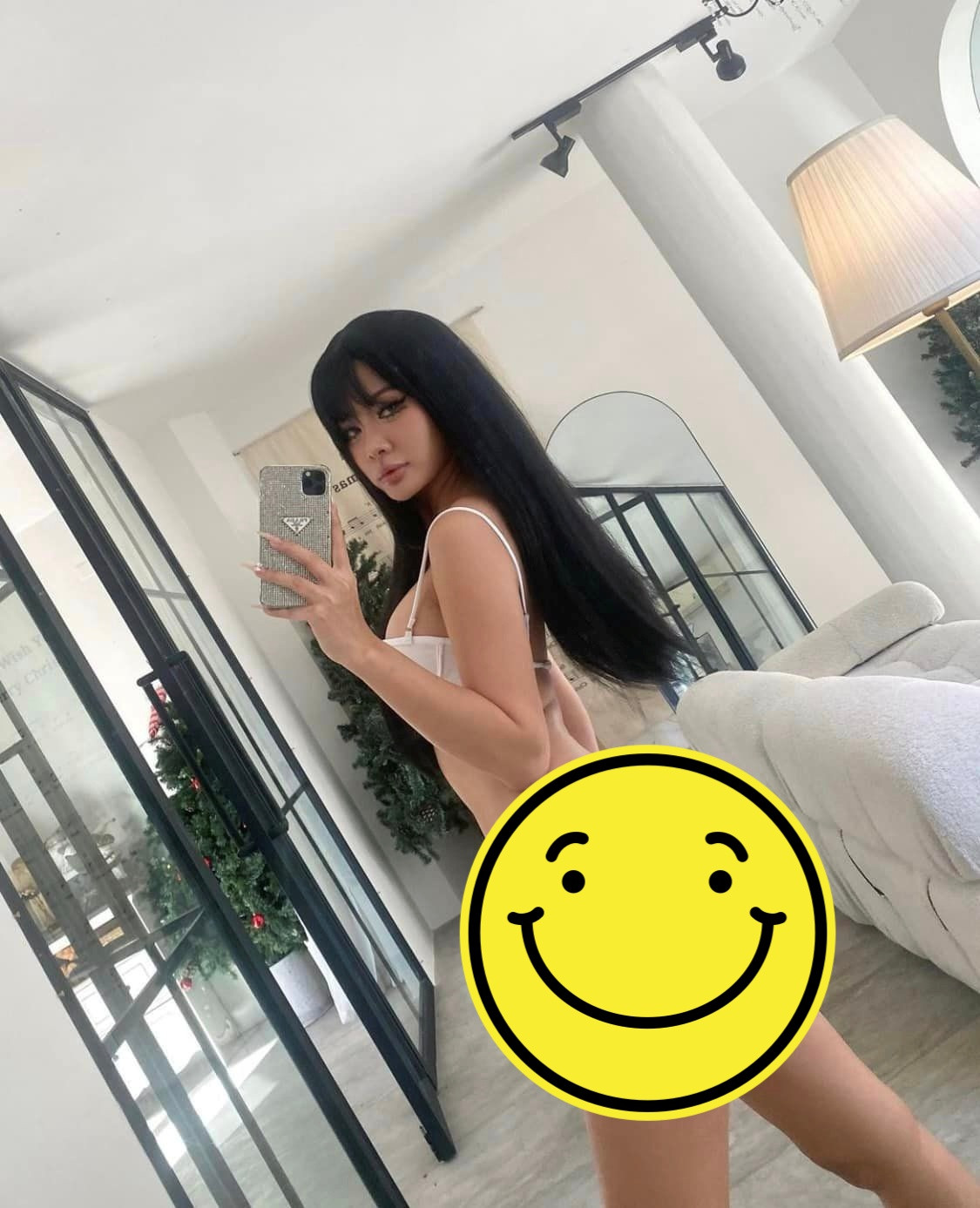 Hiện TikTok của cô nàng có 1,4 triệu người theo dõi cùng gần 35 triệu lượt thích.