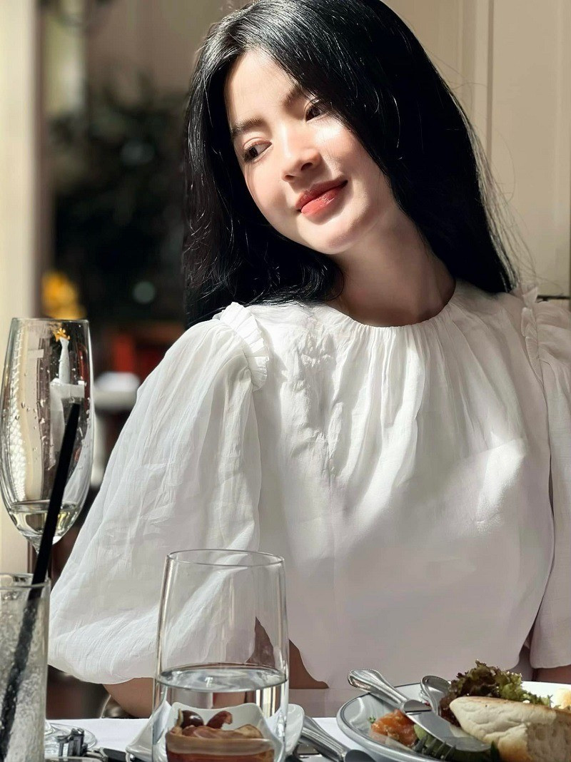 Cậu quý tử đầu lòng Lido được bố mẹ và anh chị của Quang Hải giúp chăm sóc.