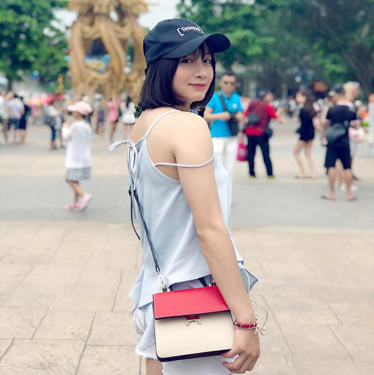 Hiện trang facebook cá nhân của nữ cầu thủ sinh năm 1995 này đã có tới hơn 260 nghìn người theo dõi.