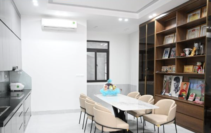 Ngoài ra, Đình Trọng cũng tâm sự năm 2022 là một năm rất đáng nhớ với bản thân anh chàng, đặc biệt hơn là con của anh vừa mới chào đời cách đây không lâu.