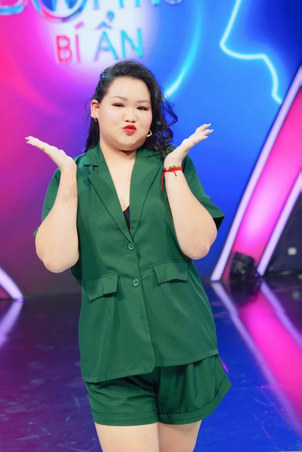 Mai Kim Liên là một KOL, một nhà sáng tạo nội dung trên TikTok với vẻ ngoài mũm mĩm. Cô nàng khiến mọi người yêu mến bởi sự hài hước cũng những câu nói rất chân thật.