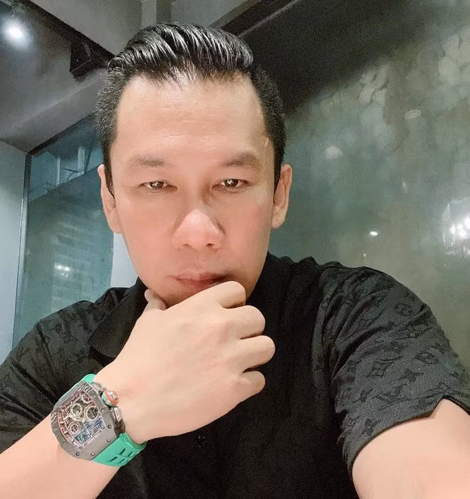 "Phũ" với Cẩm Đan như vậy nhưng Đức Huy lại liên tiếp đón những "em" mới về đội. Đó là những chiếc siêu xe.