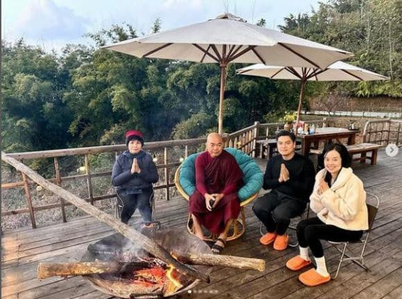 Đến tháng 10 năm ngoái, nhiều người bất ngờ khi Ly Kute tổ chức đám cưới hoành tráng với chú rể tên là Ngọc Sơn.