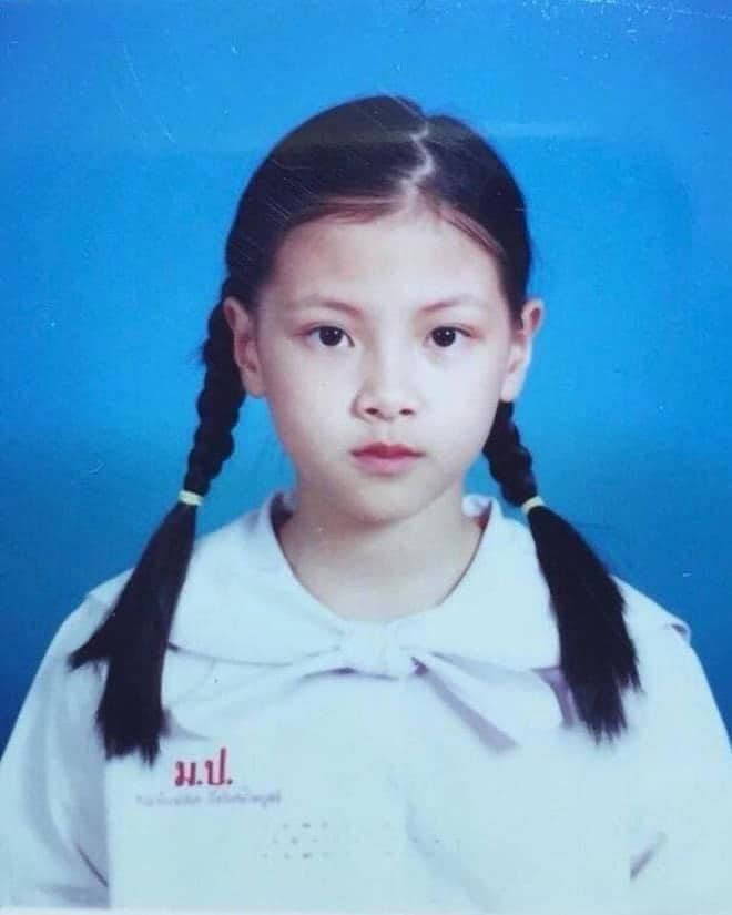 Không thể phủ nhận, Baifern ngày càng đẹp theo thời gian. Nhiều bức hình của hot girl được fan chia sẻ lên mạng xã hội làm ai cũng xuýt xoa ghen tị.