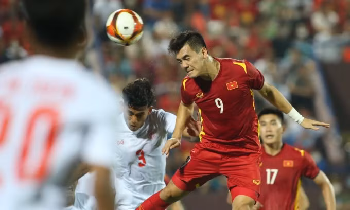 Thang nhe Myanmar, U23 Viet Nam vung ngoi dau bang SEA Games 31-Hinh-8