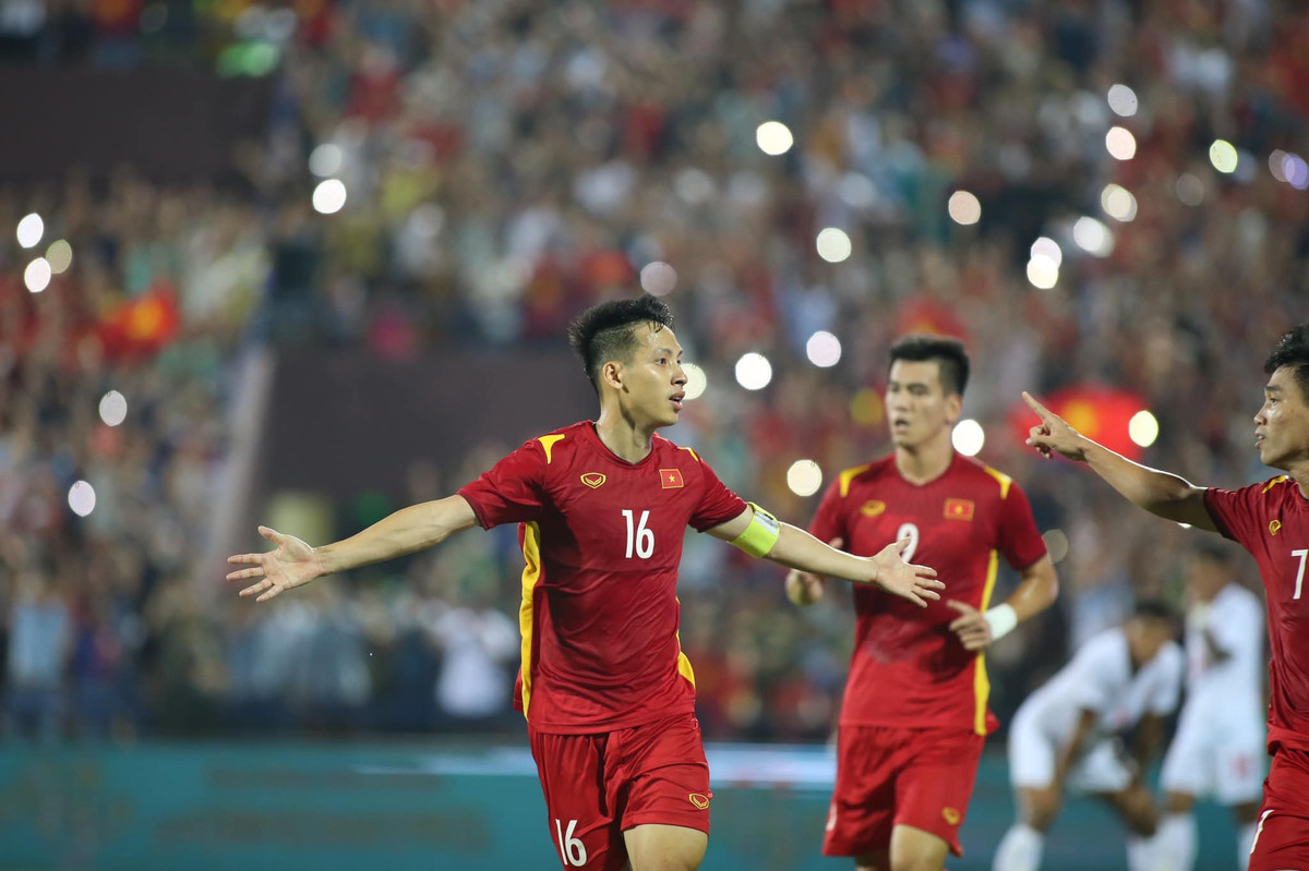 Thang nhe Myanmar, U23 Viet Nam vung ngoi dau bang SEA Games 31-Hinh-3