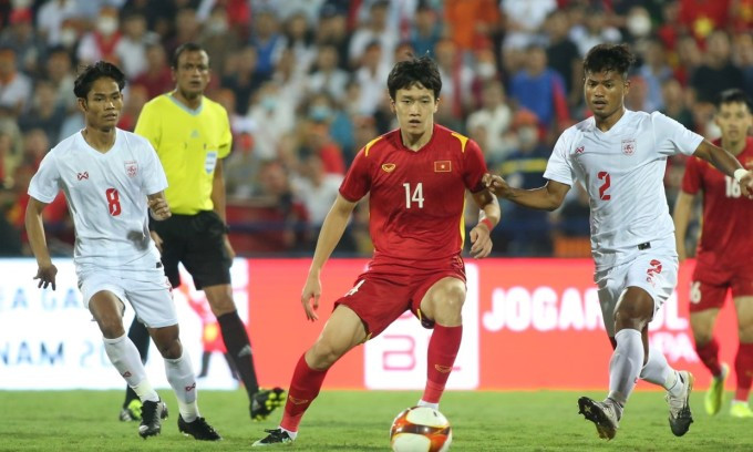 Thang nhe Myanmar, U23 Viet Nam vung ngoi dau bang SEA Games 31-Hinh-7
