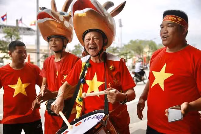 Thang nhe Myanmar, U23 Viet Nam vung ngoi dau bang SEA Games 31-Hinh-16